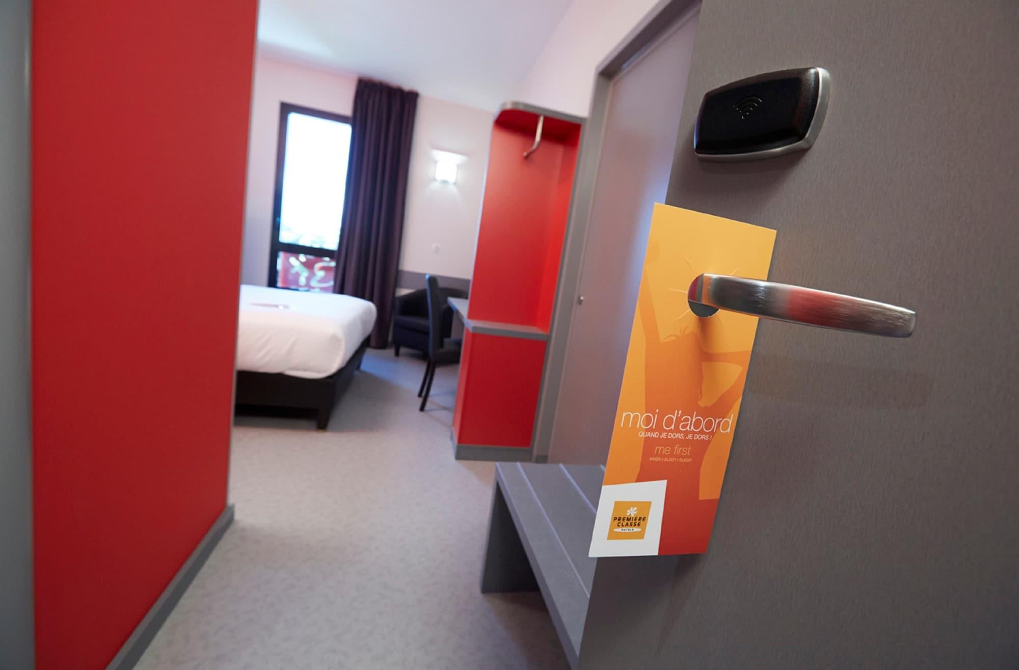 Premiere Classe Lyon - Saint Priest Eurexpo Exterior photo